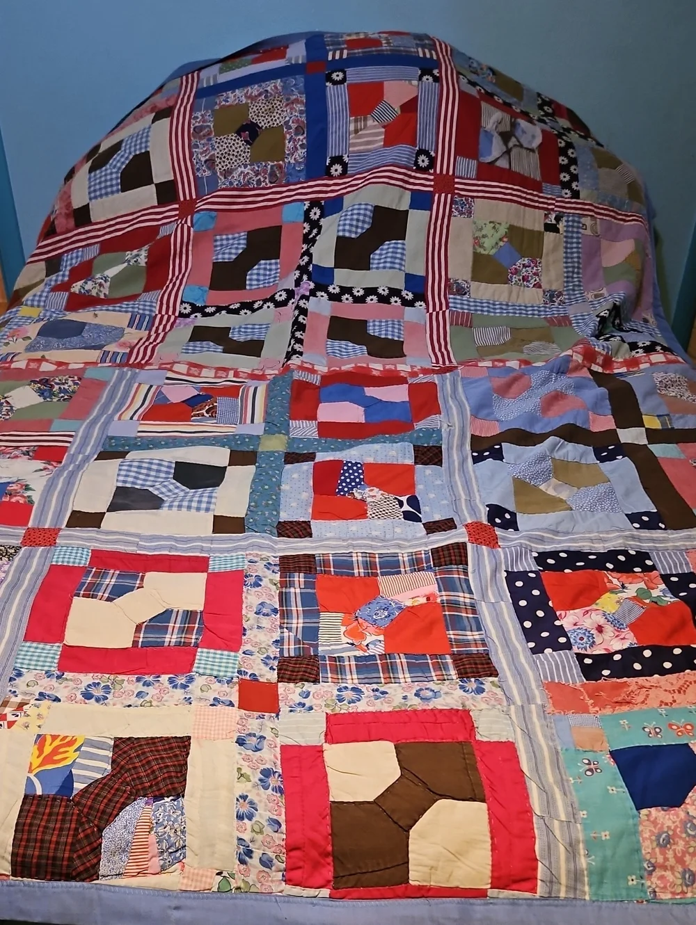 1930s Vintage Utility Bow Quilt Full?